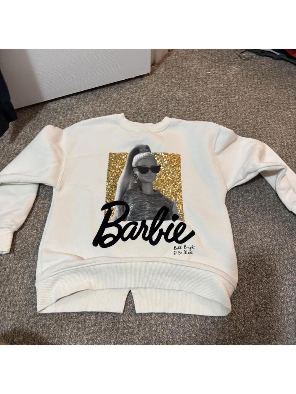 Barbie Women's White and Cream Sweatshirt